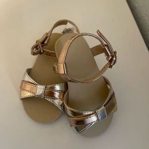 Janie and jack sandals size:4